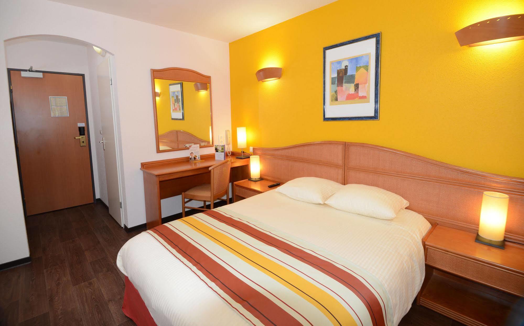 B&B Hotel Amneville-Les-Thermes Εξωτερικό φωτογραφία